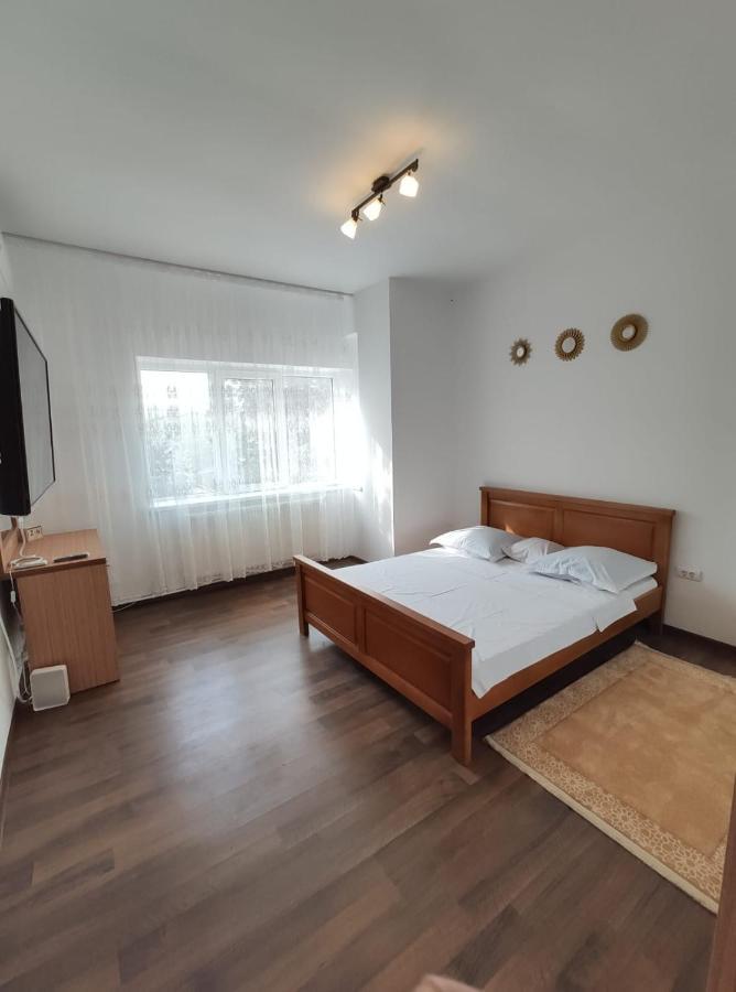 Appartement Apartament Marra à Constanţa Extérieur photo