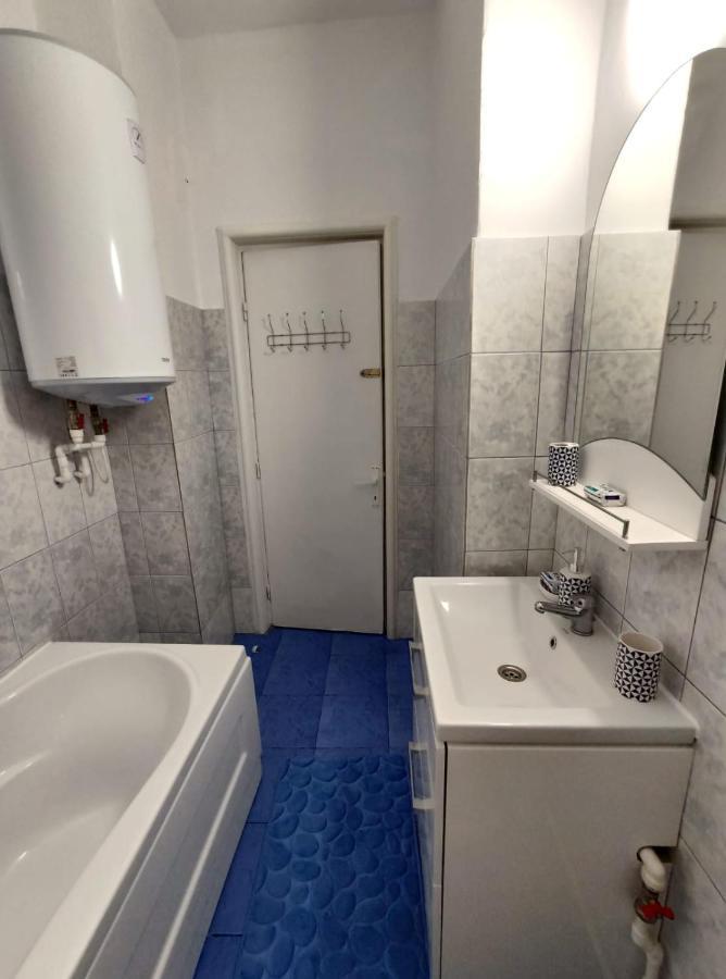 Appartement Apartament Marra à Constanţa Extérieur photo