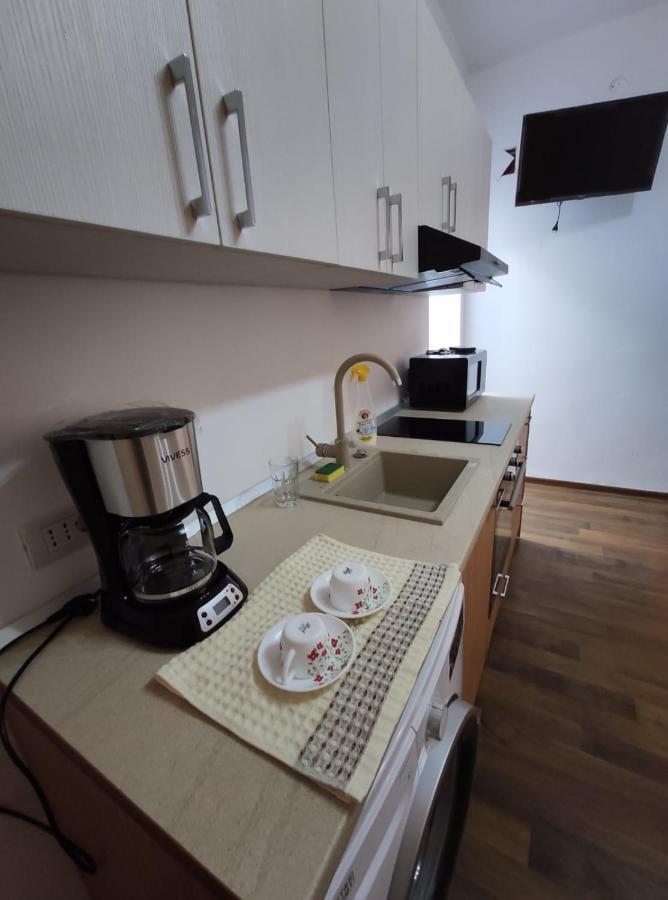 Appartement Apartament Marra à Constanţa Extérieur photo